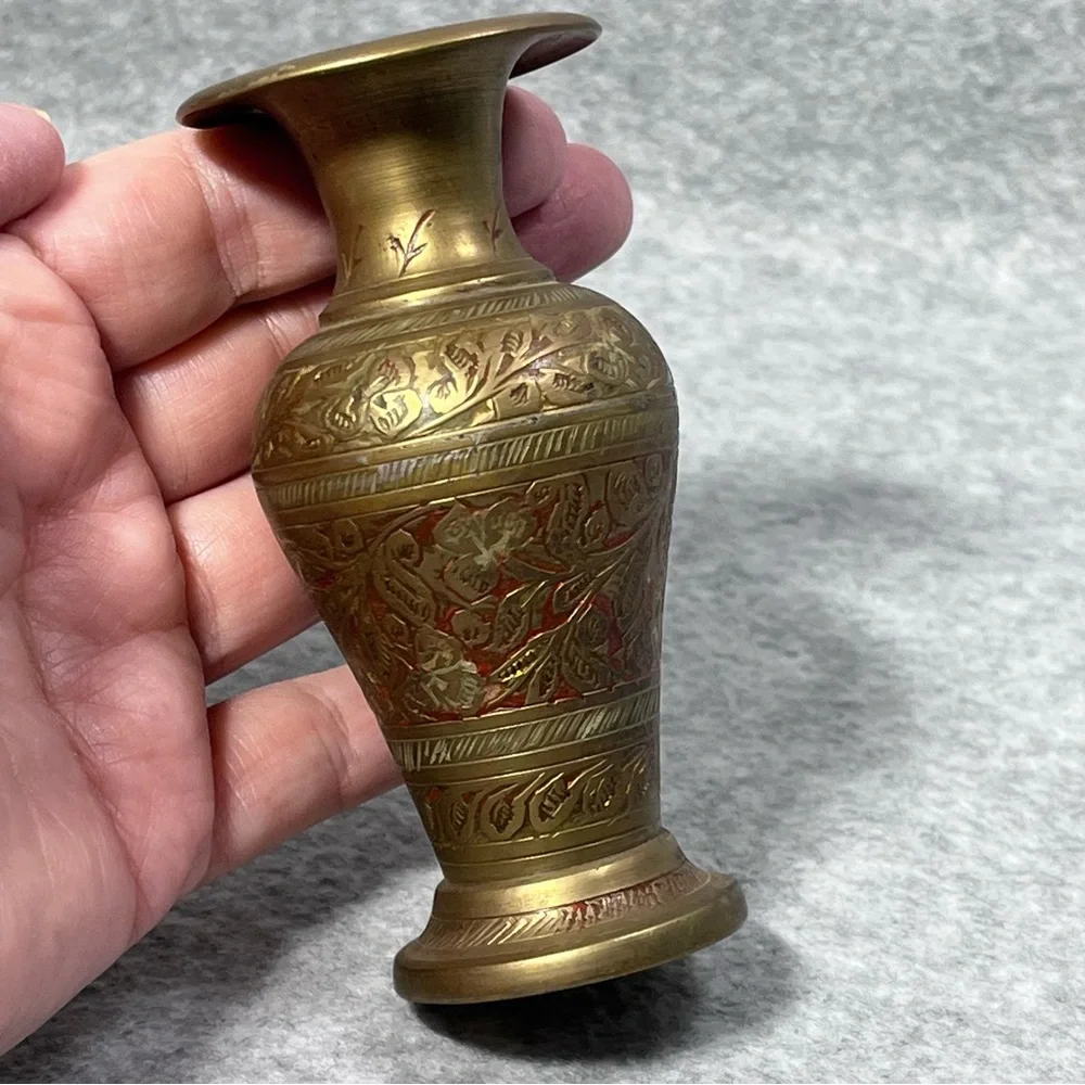 Vintage Vase 4” Brass Hand Carved Intricate Inlaid‎ Decorative